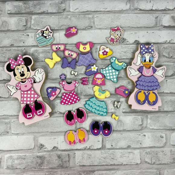 minnie and daisy magnetic dress up